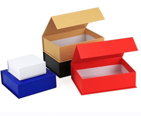Uniwersalne pudełka kartonowe z papieru pakowego / powlekanego do pakowania
